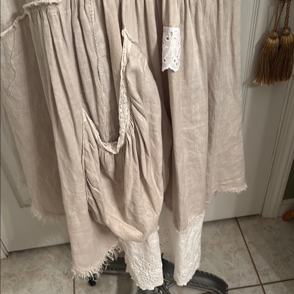 Magnolia Pearl Sleeveless Dress - Picture 3 of 9